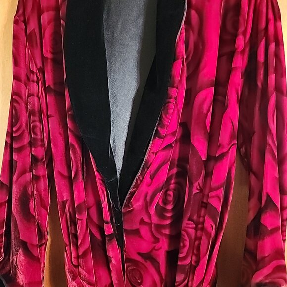 NWT Natori Classics Velvet Robe - Picture 2 of 5